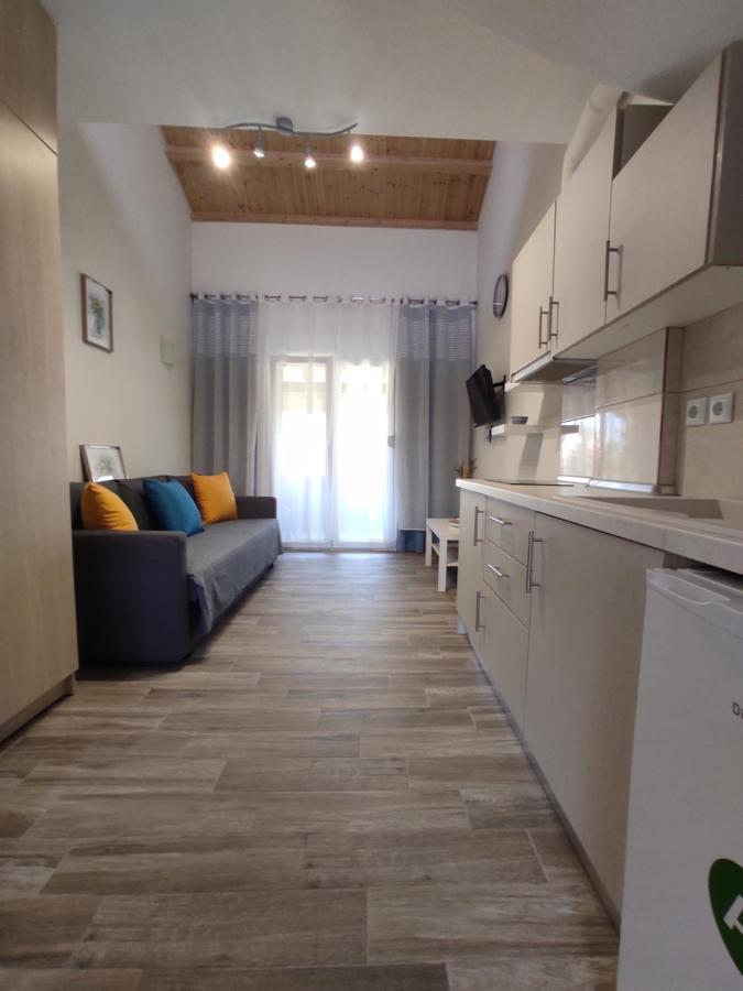 Royals Apartments Nikiti  Exterior photo